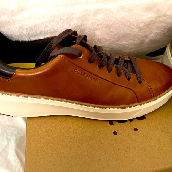 Cole Haan Men’s Grand Series GrandPro Topspin Sneaker British Tan - Picture 9 of 9